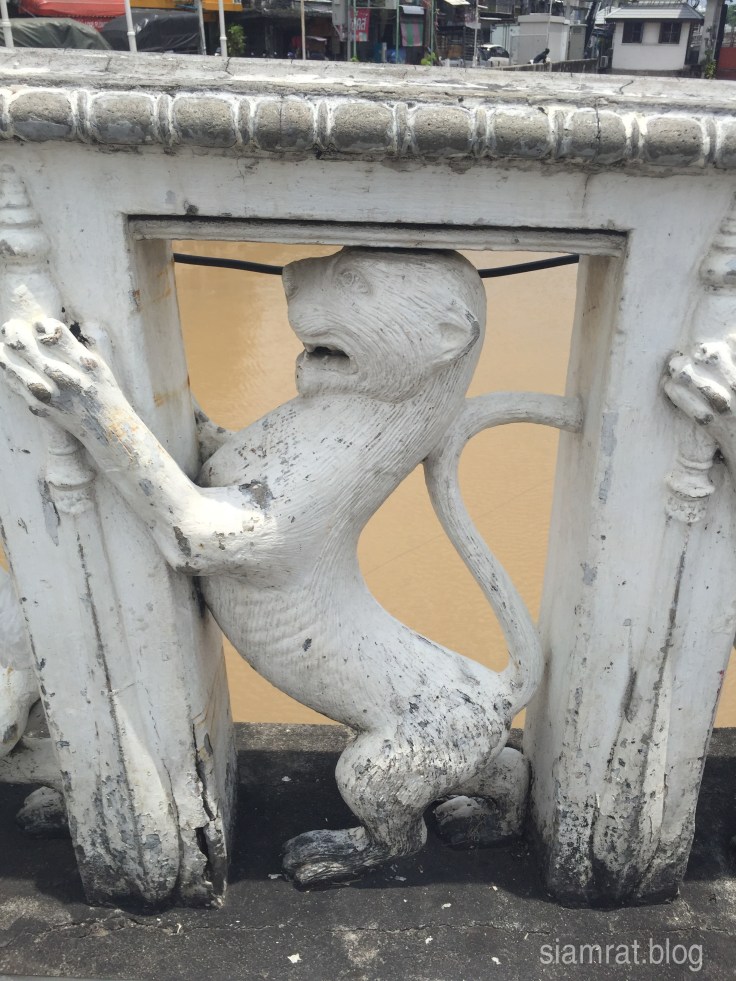 1420 Saphan Charoen Rat Detail