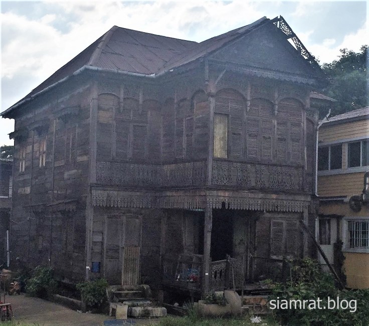 crumbling louis windsor house 
