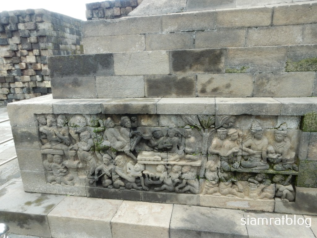 stone carvings of hidden foot
